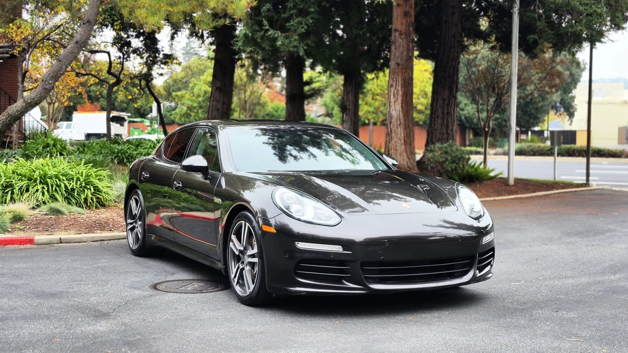 2014 Porsche 970 Panamera 4S - Image 22 of 31