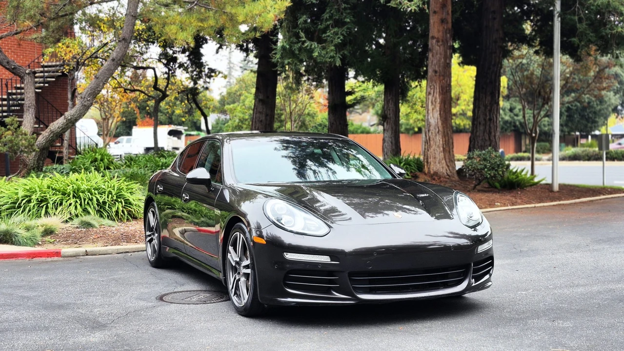 2014 Porsche 970 Panamera 4S - Image 21 of 31