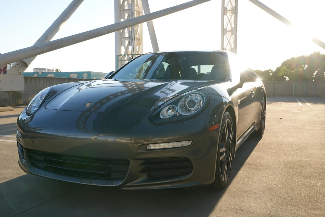 2014 Porsche 970 Panamera - Image 7 of 31