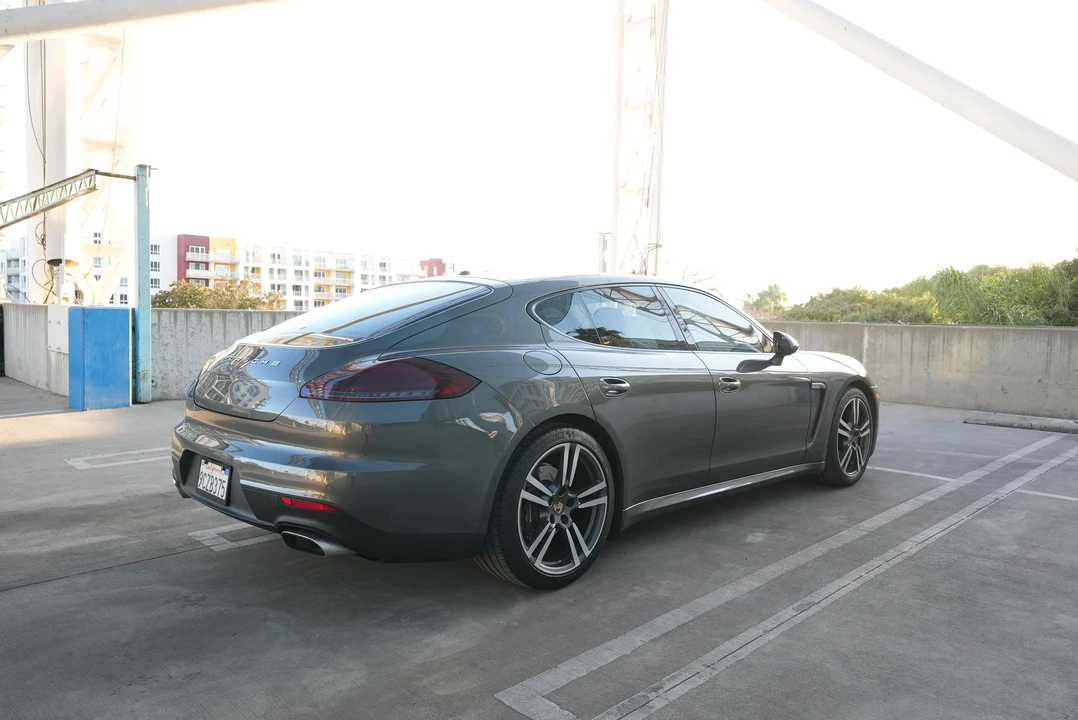 2014 Porsche 970 Panamera - Image 15 of 31