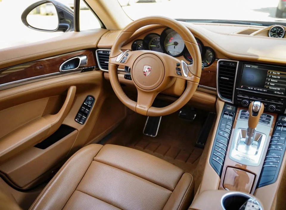 2014 Porsche 970 Panamera S - Image 3 of 10