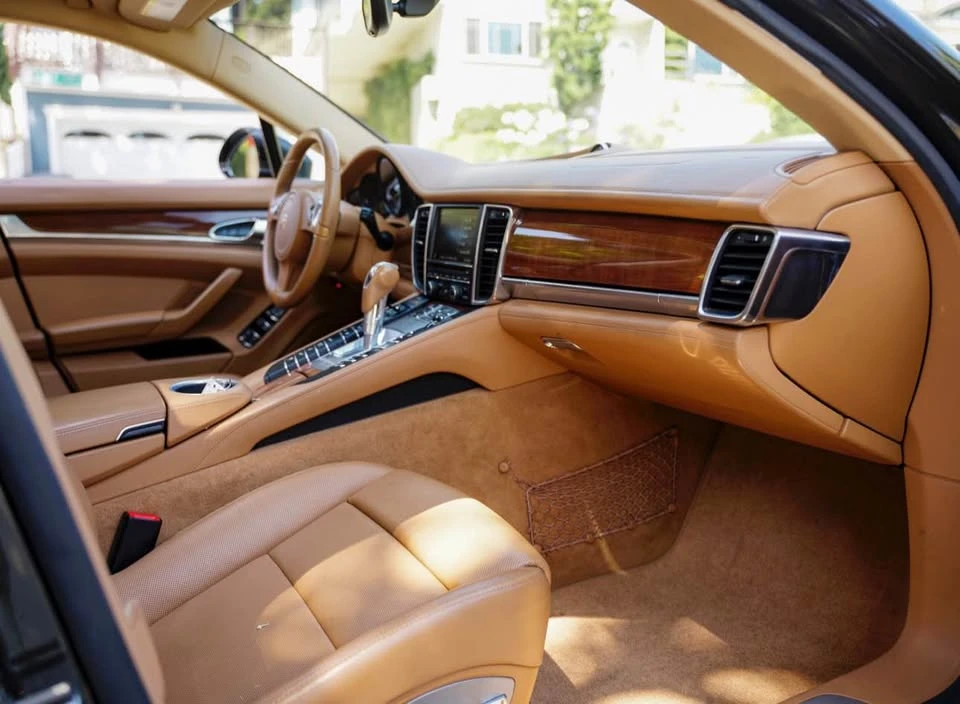 2014 Porsche 970 Panamera S - Image 7 of 10
