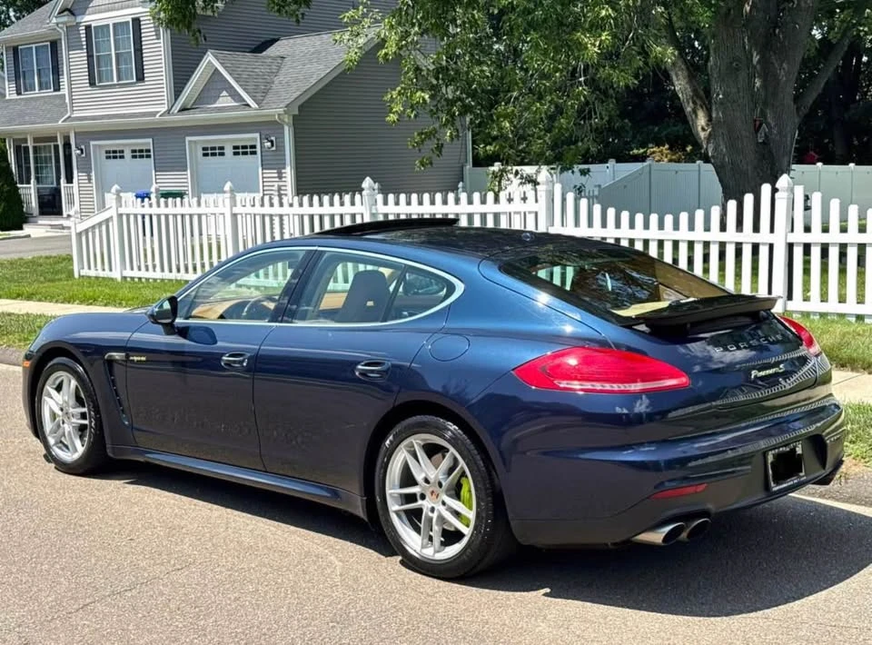 2014 Porsche 970 Panamera S - Image 2 of 10