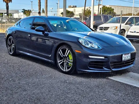 2014 Porsche Panamera 4S E-Hybrid Sedan