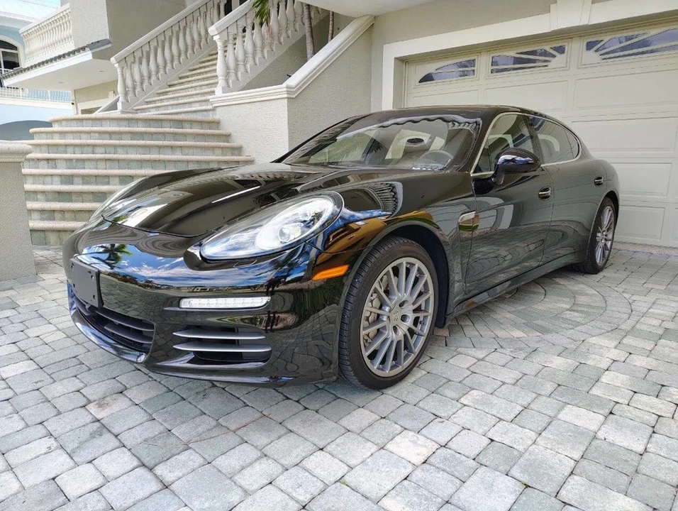 2014 Porsche 970 Panamera 4S - Image 12 of 21