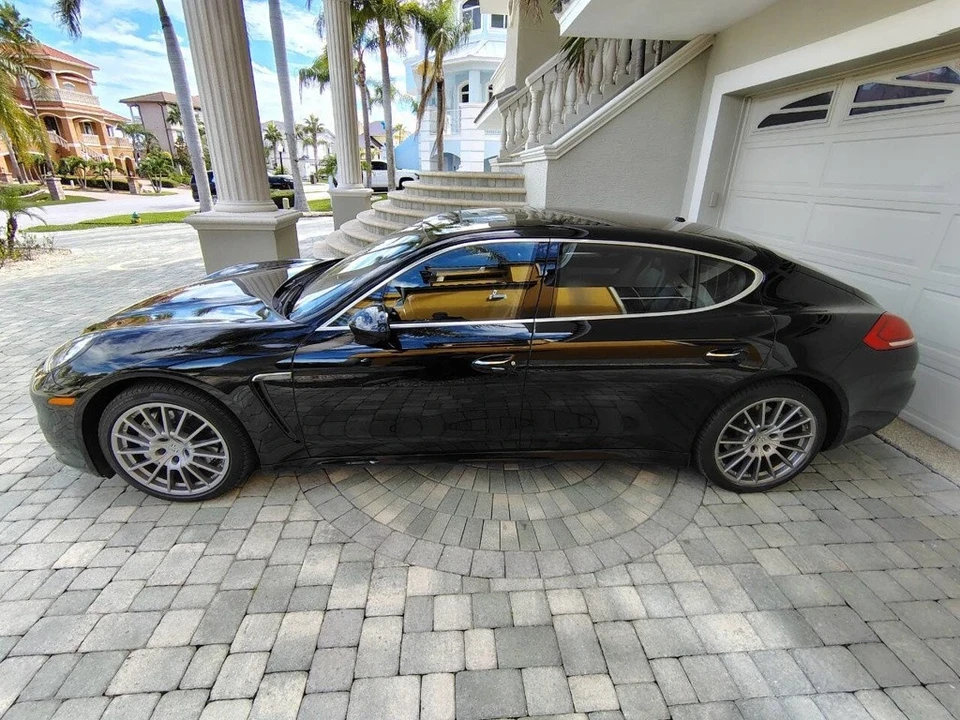 2014 Porsche 970 Panamera 4S - Image 16 of 21