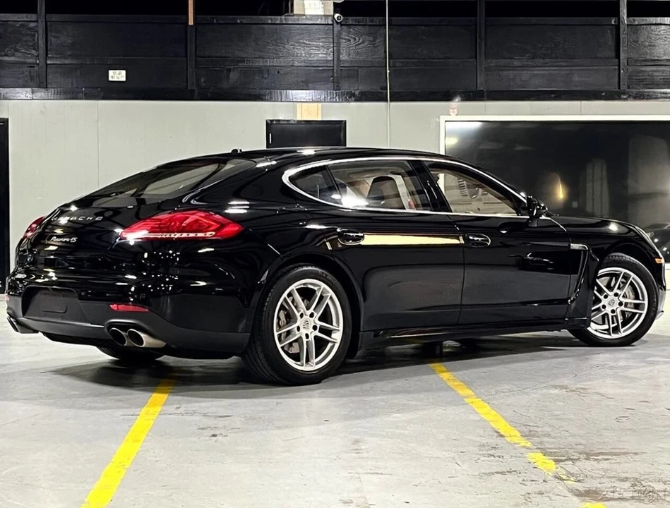2014 Porsche 970 Panamera S - Image 9 of 21