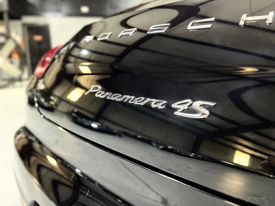 2014 Porsche 970 Panamera S - Image 8 of 21
