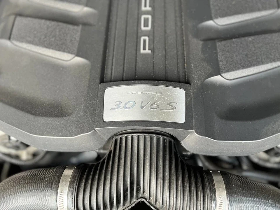 2014 Porsche 970 Panamera S - Image 18 of 21