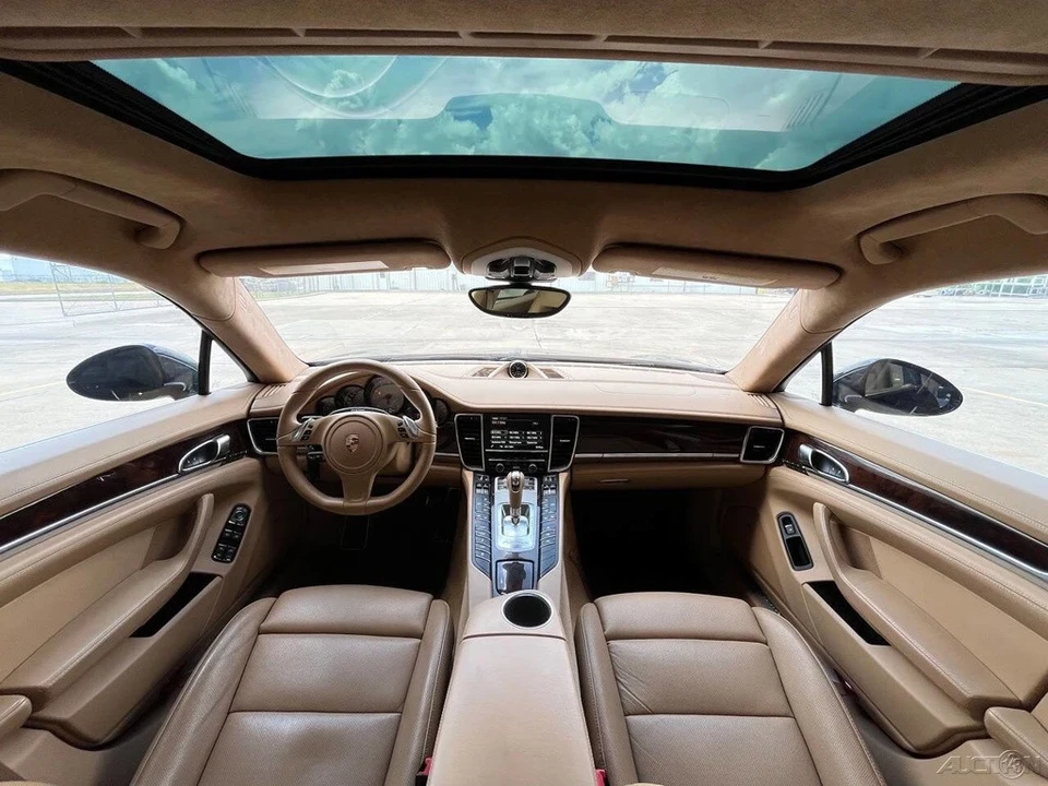 2014 Porsche 970 Panamera S - Image 15 of 21