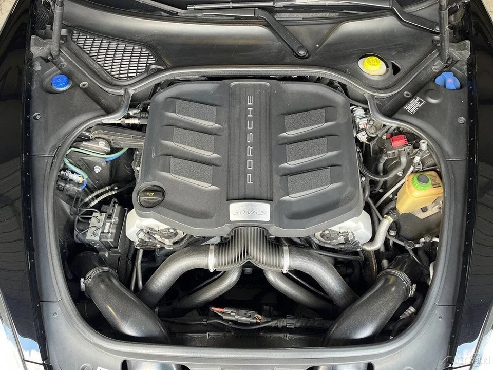 2014 Porsche 970 Panamera S - Image 14 of 21