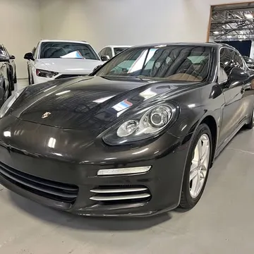 2014 Porsche Panamera 4S Executive