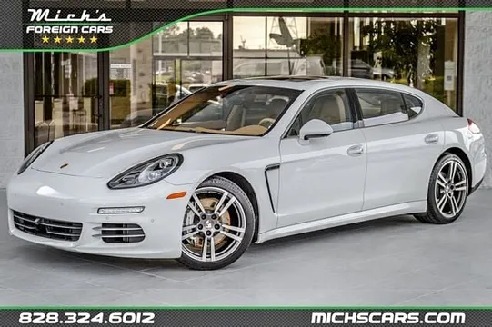 2014 Porsche Panamera 4S Executive