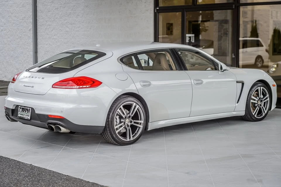 2014 Porsche 970 Panamera 4S - Image 9 of 20