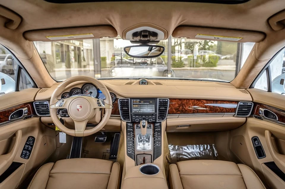 2014 Porsche 970 Panamera 4S - Image 3 of 20