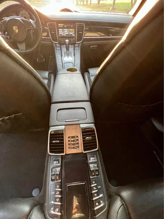 2014 Porsche 970 Panamera 4S - Image 17 of 20