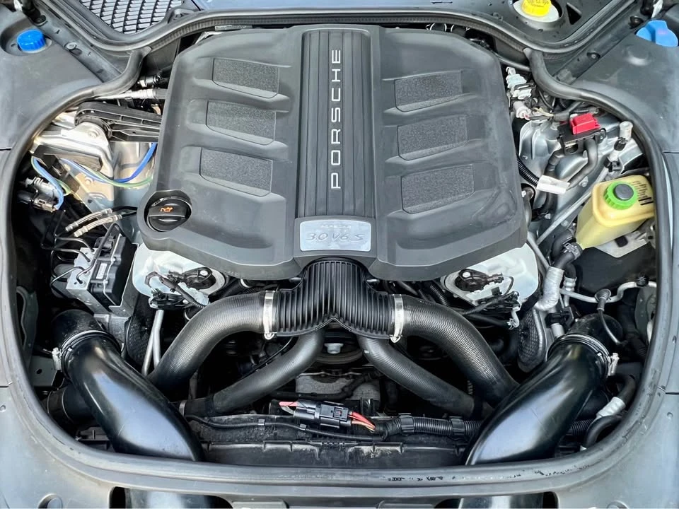 2014 Porsche 970 Panamera 4S - Image 7 of 20