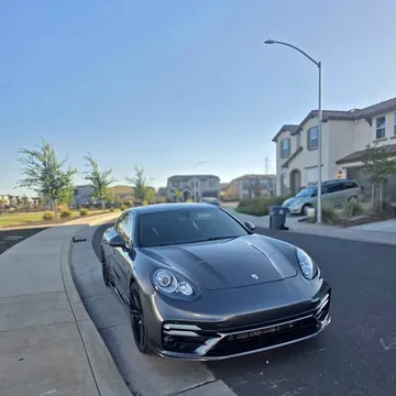2014 Porsche Panamera 4S Executive Sedan 4D