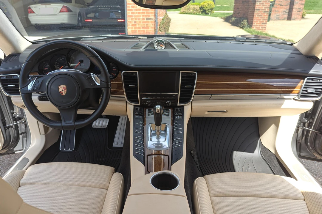 2014 Porsche 970 Panamera 4S - Image 17 of 31