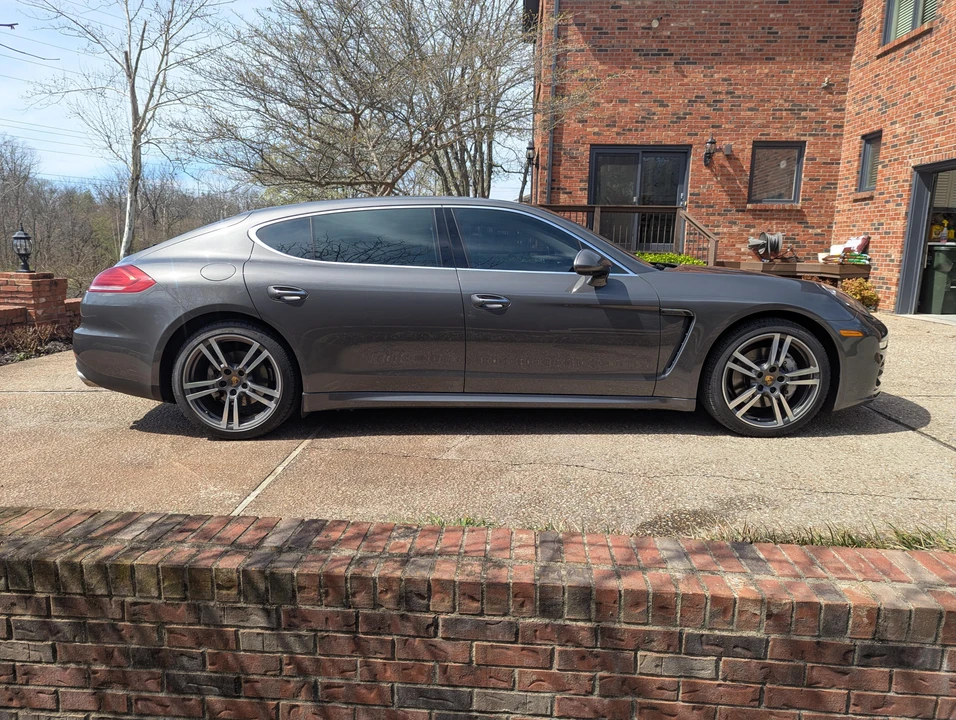 2014 Porsche 970 Panamera 4S - Image 8 of 31