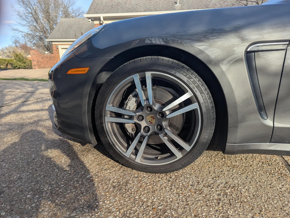 2014 Porsche 970 Panamera 4S - Image 13 of 31