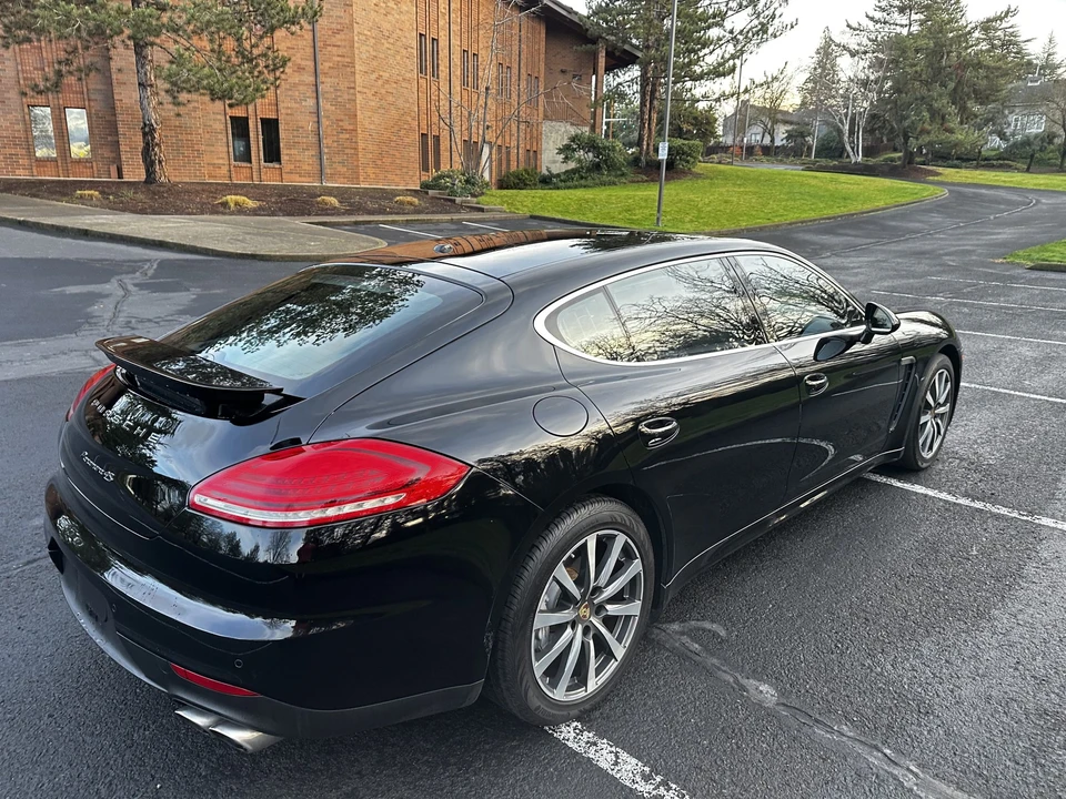 2014 Porsche 970 Panamera 4S - Image 14 of 31