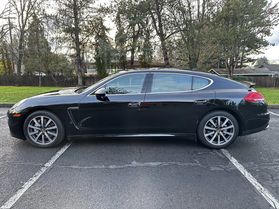 2014 Porsche 970 Panamera 4S - Image 31 of 31