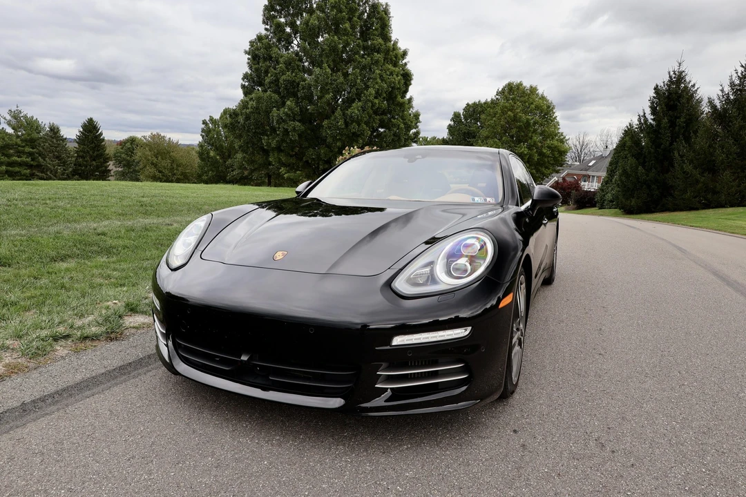 2014 Porsche 970 Panamera 4S - Image 23 of 31