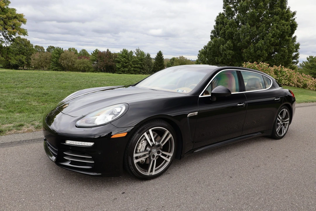 2014 Porsche 970 Panamera 4S - Image 29 of 31