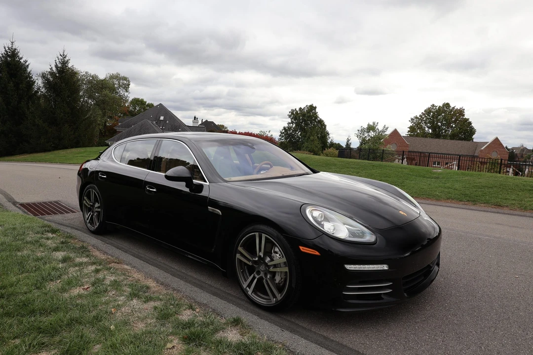2014 Porsche 970 Panamera 4S - Image 12 of 31