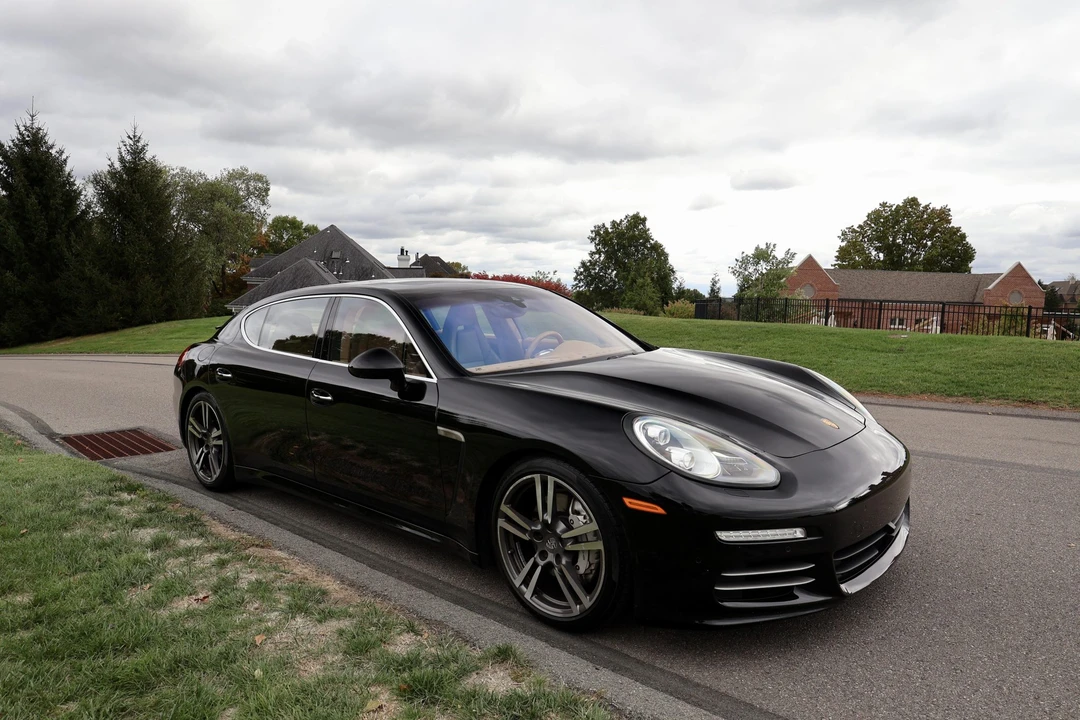 2014 Porsche 970 Panamera 4S - Image 10 of 31