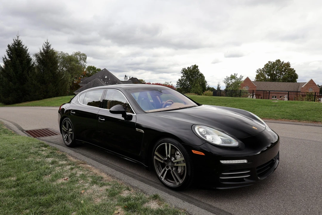 2014 Porsche 970 Panamera 4S - Image 11 of 31