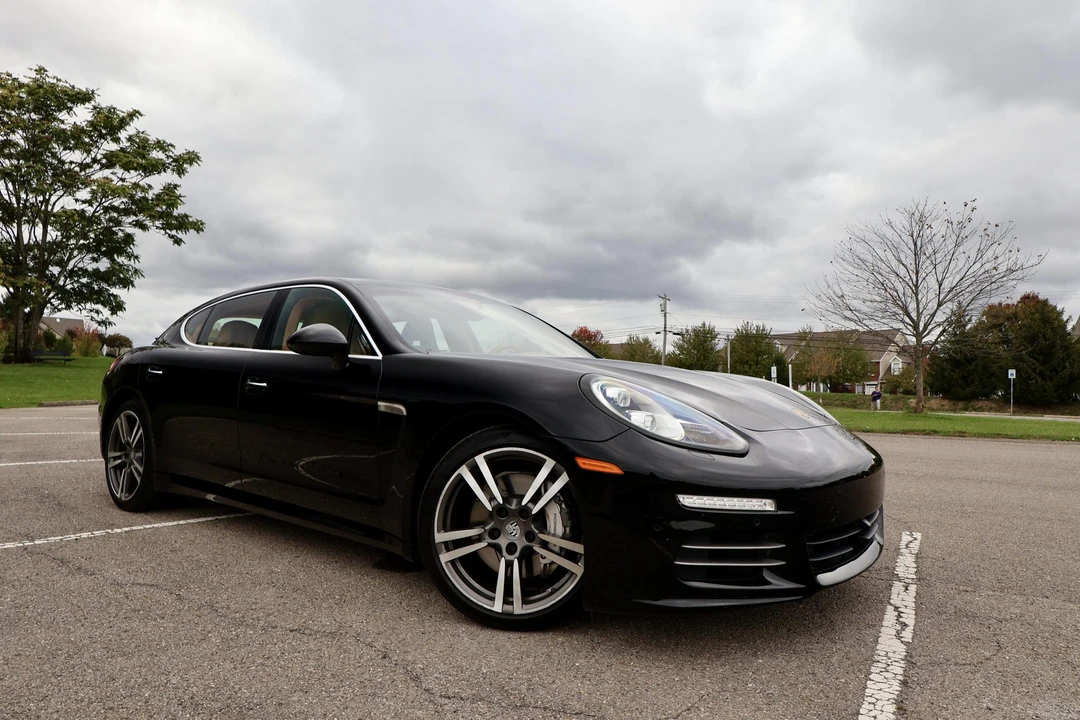 2014 Porsche 970 Panamera 4S - Image 7 of 31