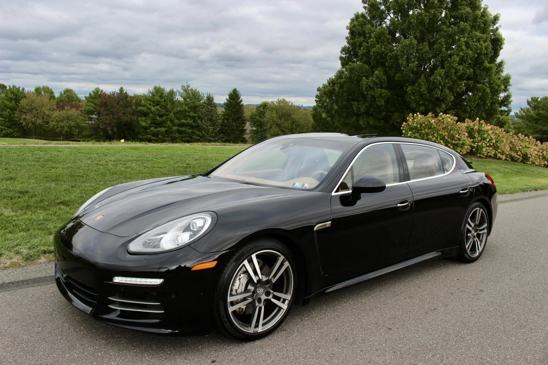 2014 Porsche 970 Panamera 4S - Image 28 of 31