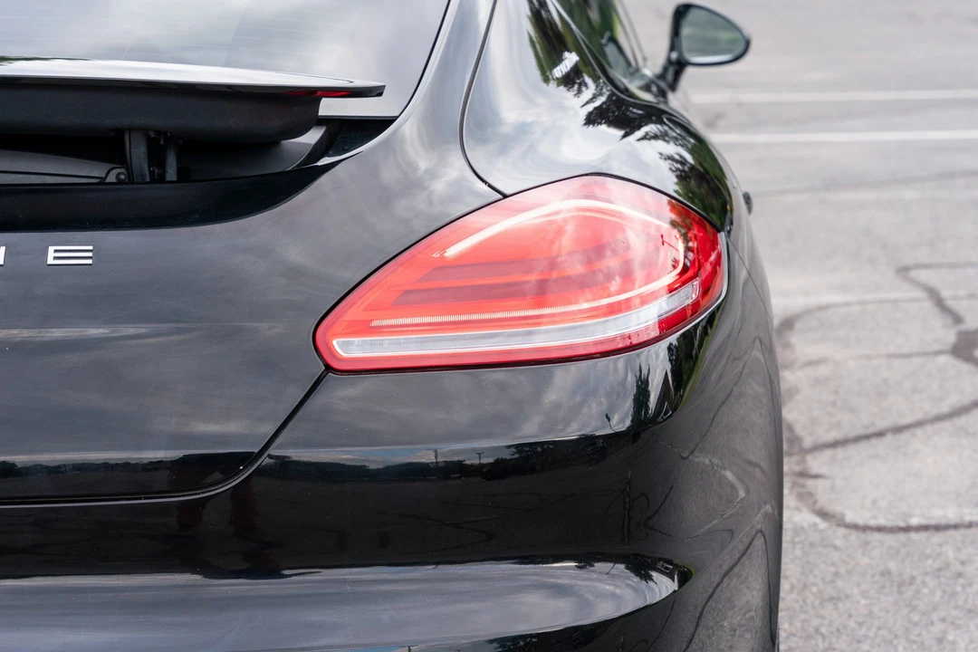 2014 Porsche 970 Panamera 4S - Image 14 of 31