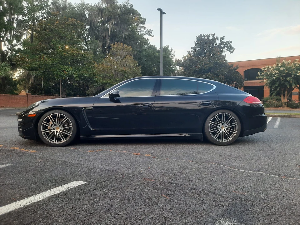 2014 Porsche 970 Panamera 4S - Image 16 of 31