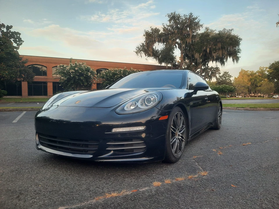 2014 Porsche 970 Panamera 4S - Image 14 of 31