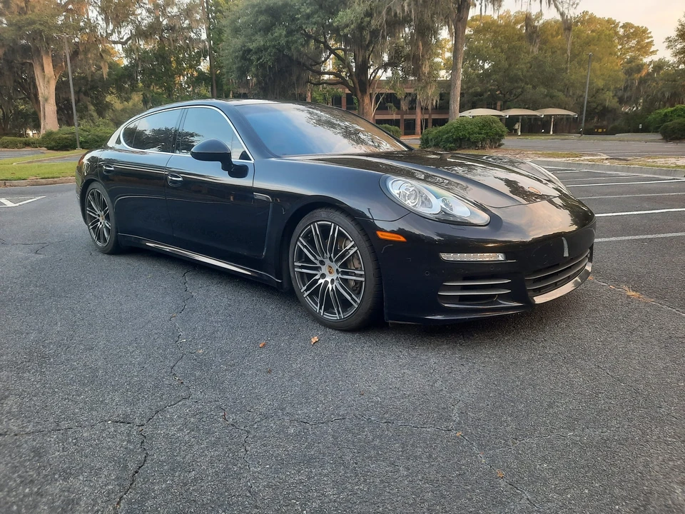 2014 Porsche 970 Panamera 4S - Image 5 of 31