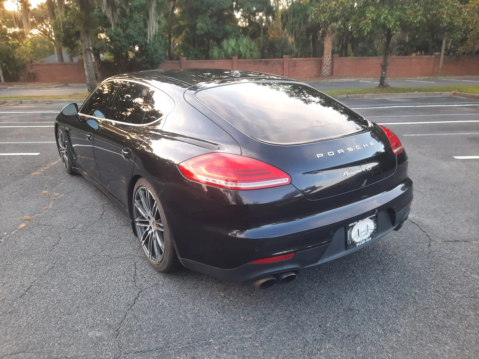 2014 Porsche 970 Panamera 4S - Image 26 of 31