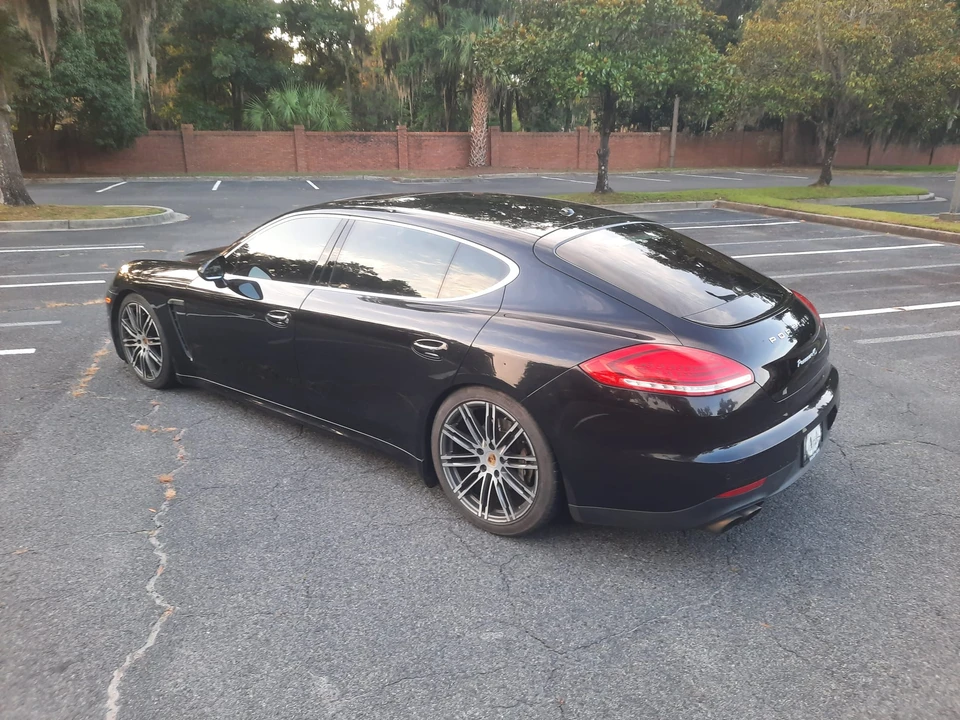 2014 Porsche 970 Panamera 4S - Image 24 of 31