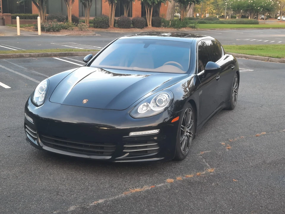 2014 Porsche 970 Panamera 4S - Image 10 of 31