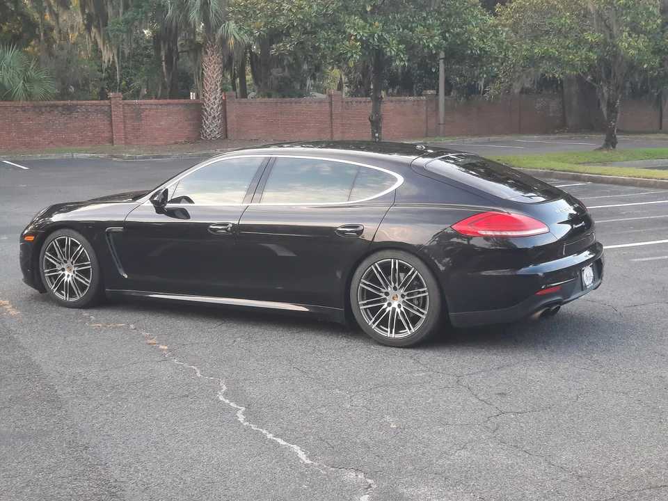 2014 Porsche 970 Panamera 4S - Image 22 of 31