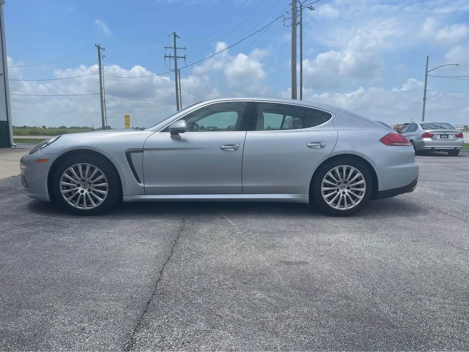 2014 Porsche 970 Panamera 4S - Image 2 of 15