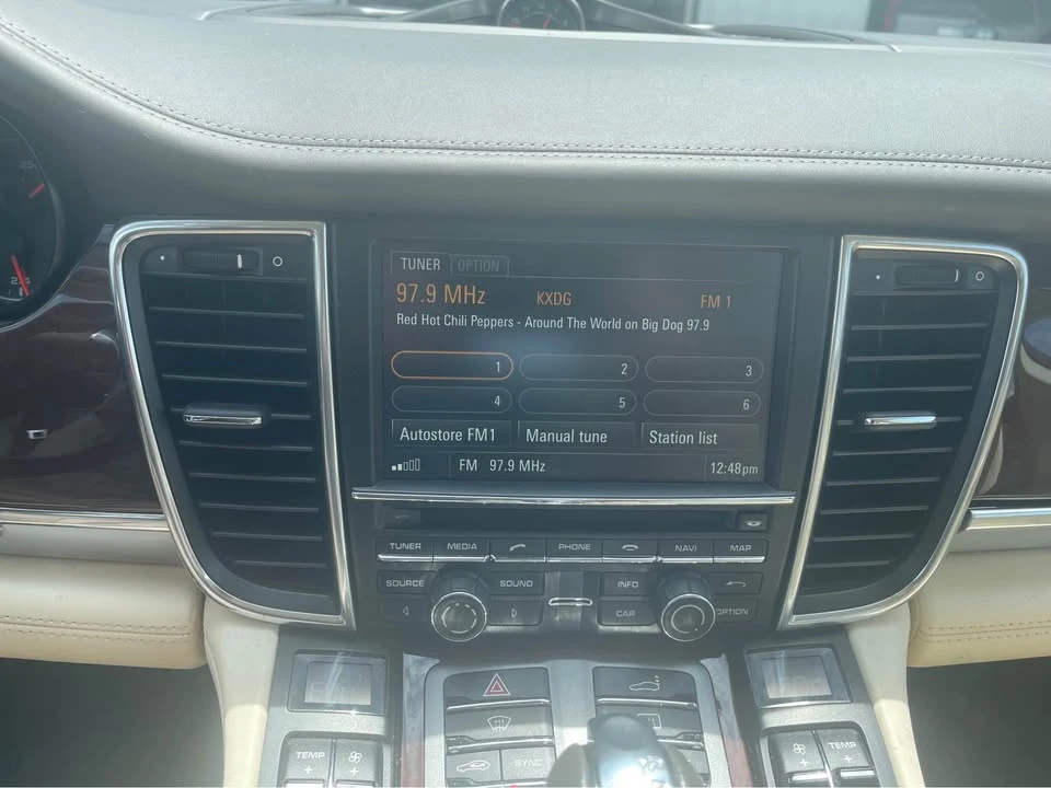 2014 Porsche 970 Panamera 4S - Image 12 of 15