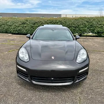 2014 Porsche Panamera 4S
