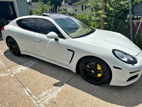 2014 Porsche Panamera 4S Sedan 4D