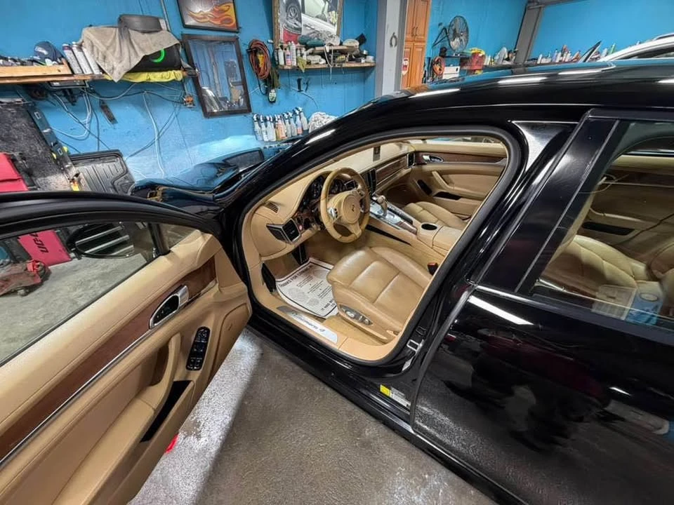 2014 Porsche 970 Panamera 4S - Image 4 of 9