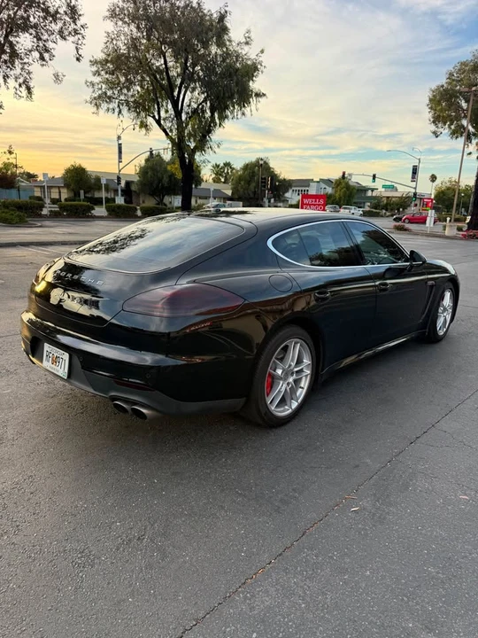 2014 Porsche 970 Panamera 4S - Image 9 of 20