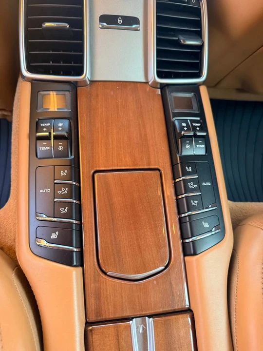 2014 Porsche 970 Panamera 4S - Image 11 of 16