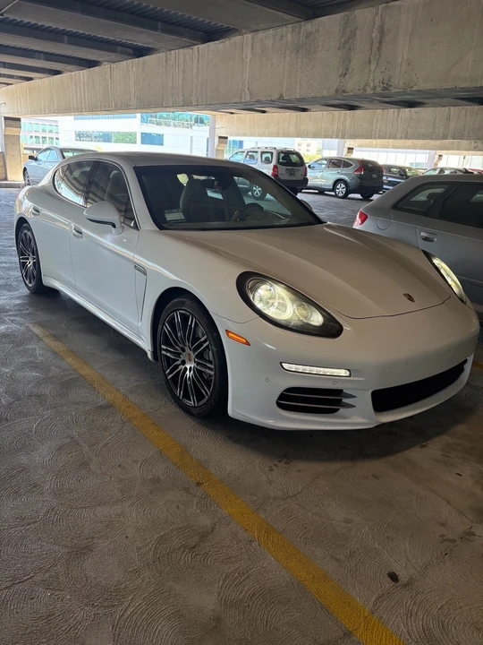 2014 Porsche 970 Panamera 4S - Image 2 of 11